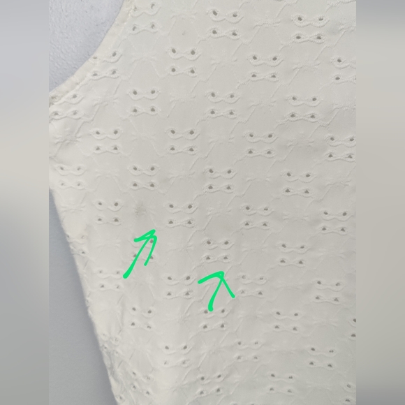 Wallflower White Ivory Eyelet Knit Crop Tank Top Size Med Stretch Embroidery - Picture 7 of 10